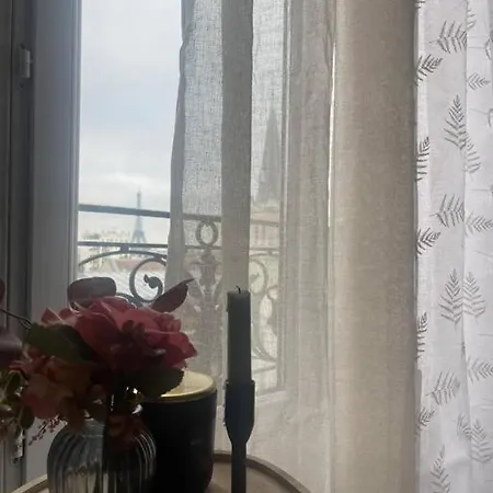 Apartment Superbe Studio Vue Tour Eiffel 15